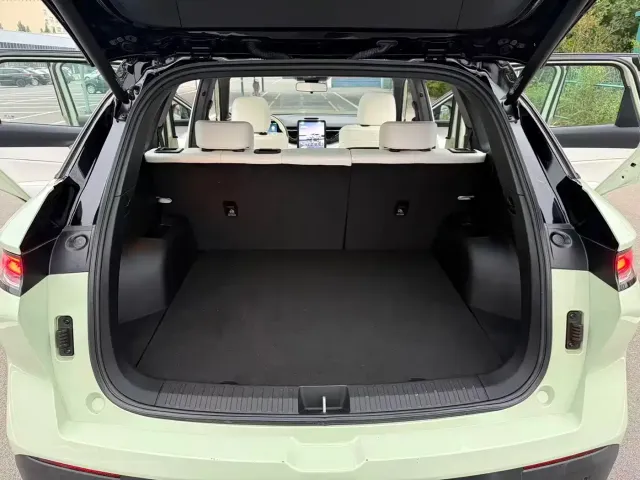 Besturn Yueyi 07 2025 210km Leisure Edition — Фото автомобиля 9