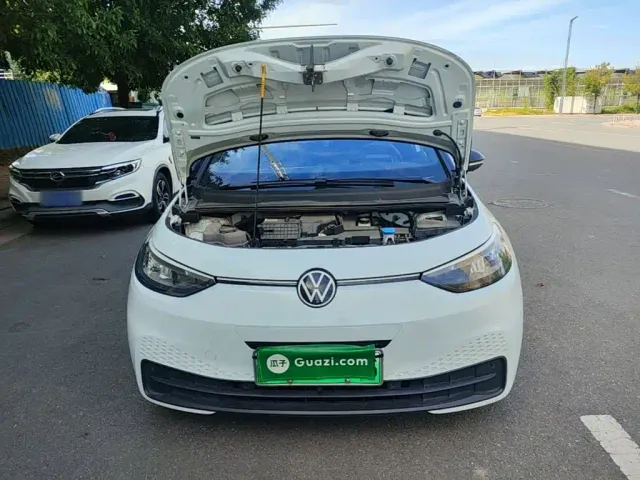 Volkswagen ID.3 — Фото автомобиля 19