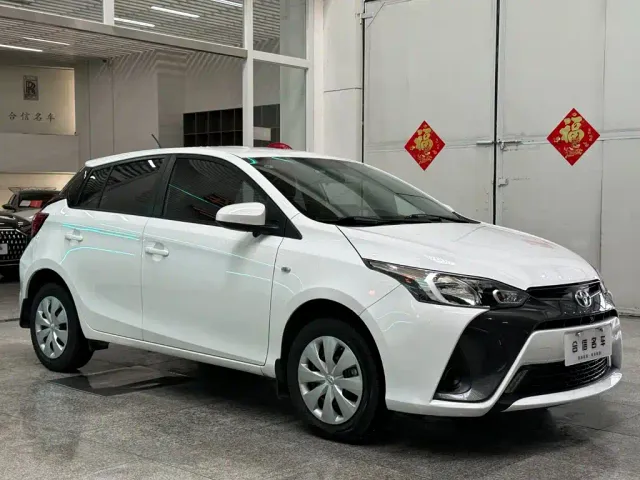 Toyota YARiS L Zhi Xuan — Фото автомобиля 3