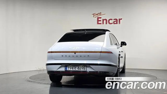 Hyundai Grandeur GN7 — Фото автомобиля 4