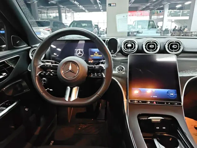 Mercedes-Benz C-Class — Фото автомобиля 11