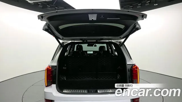 Hyundai Palisade Palisade Дизель 2.2 2WD — Фото автомобиля 27