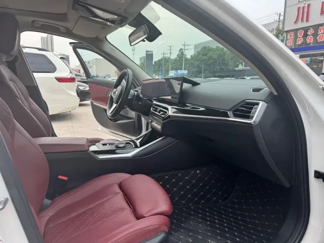BMW i3 — Фото автомобиля 14
