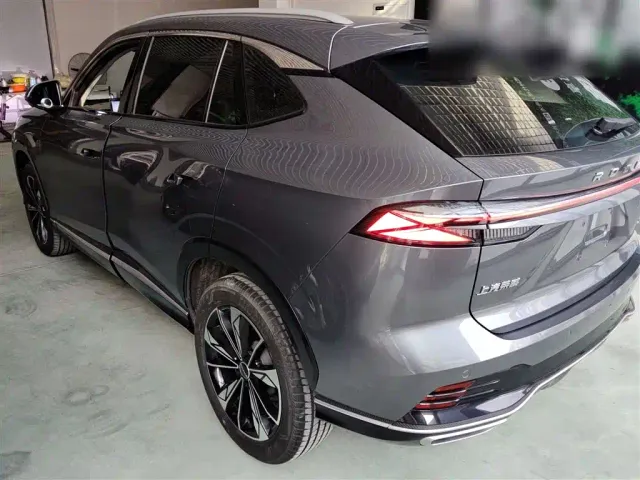 Roewe RX5 — Фото автомобиля 22