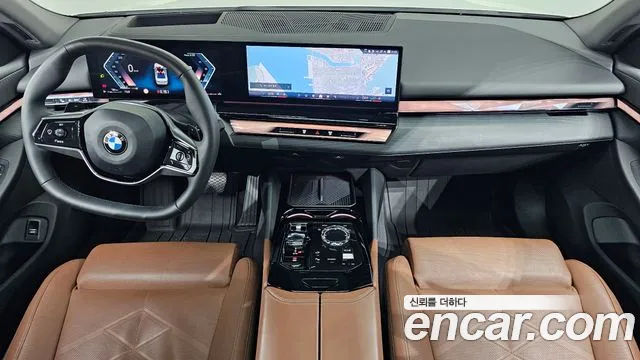 BMW 5-Series 5 серия (G60) — Фото автомобиля 7