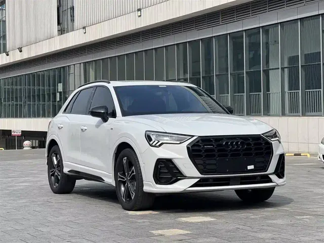 Audi Q3 — Фото автомобиля 5