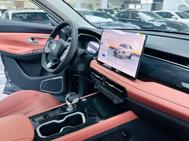Changan CS75 — Фото автомобиля 7