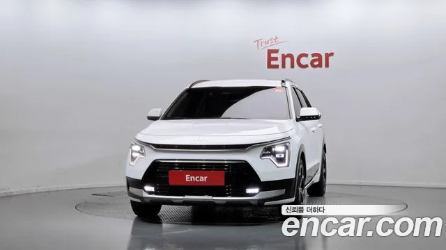 Kia Niro The All New Niro Signature — Фото автомобиля 3