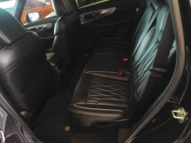 GAC Trumpchi GS8 — Фото автомобиля 16