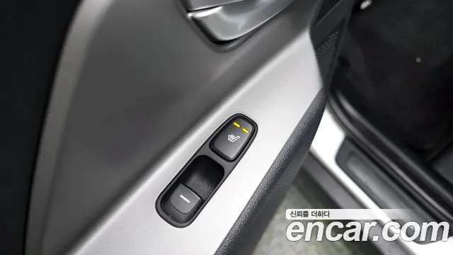 Kia Niro — Фото автомобиля 27