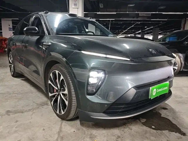 Nio ES8 — Фото автомобиля 3