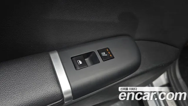 Hyundai Grandeur GN7 — Фото автомобиля 30