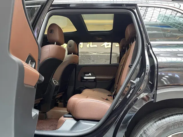 Mercedes-Benz GLB-Class — Фото автомобиля 13
