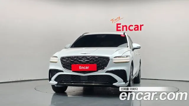 Genesis GV70 — Фото автомобиля 3
