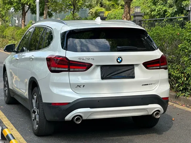 BMW X1 — Фото автомобиля 13