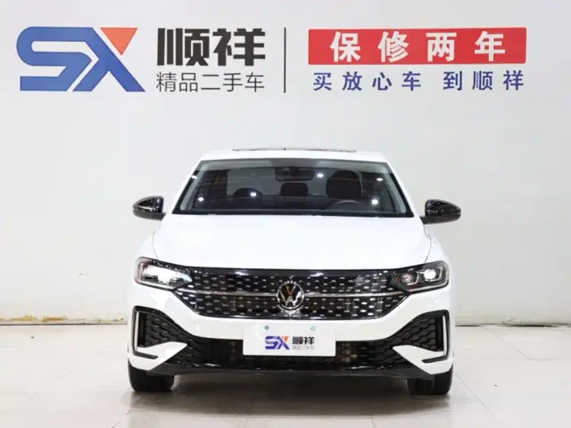 Volkswagen Lavida — Фото автомобиля 2