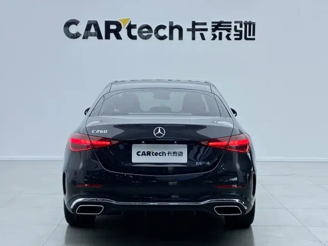 Mercedes-Benz C-Class — Фото автомобиля 4