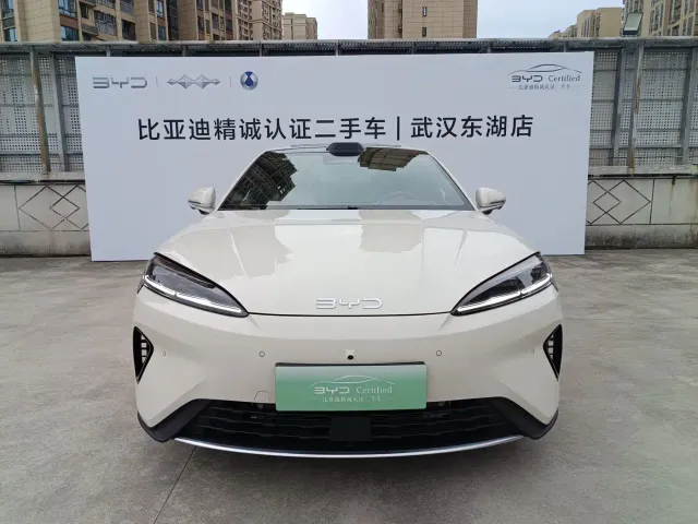 BYD Seal 07 DM-i — Фото автомобиля 2