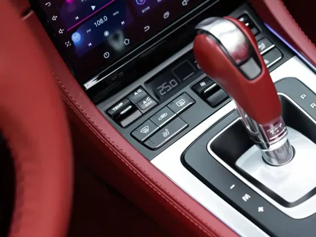Porsche 718 — Фото автомобиля 21