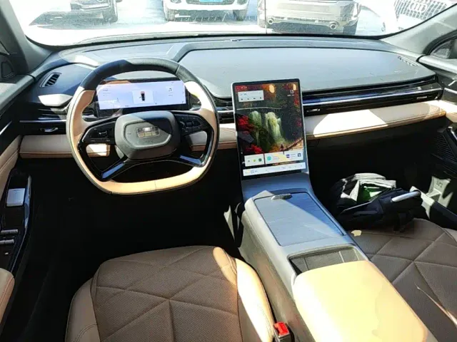 Geely Galaxy L6 — Фото автомобиля 9