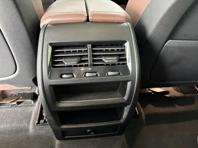 BMW X6 — Фото автомобиля 19
