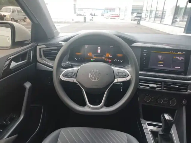 Volkswagen Lavida 2025 New Edge 1.5L Outstanding New Ease — Фото автомобиля 10