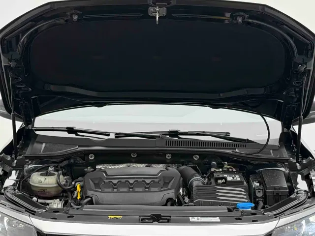 Volkswagen Passat — Фото автомобиля 15