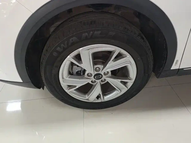 Bestune T90 — Фото автомобиля 24