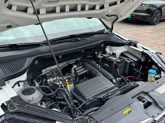 Skoda Karoq — Фото автомобиля 7