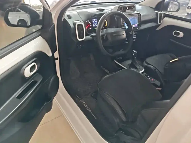 Roewe Clever — Фото автомобиля 15