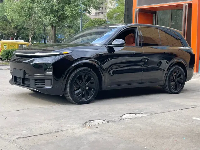 Фотография автомобиля — Li Auto L8