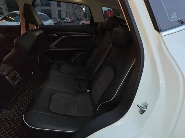 Haval H6 — Фото автомобиля 13