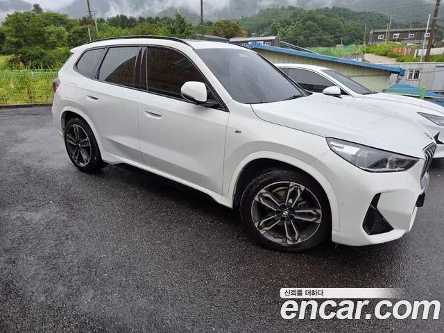 BMW X1 U11 — Фото автомобиля 3