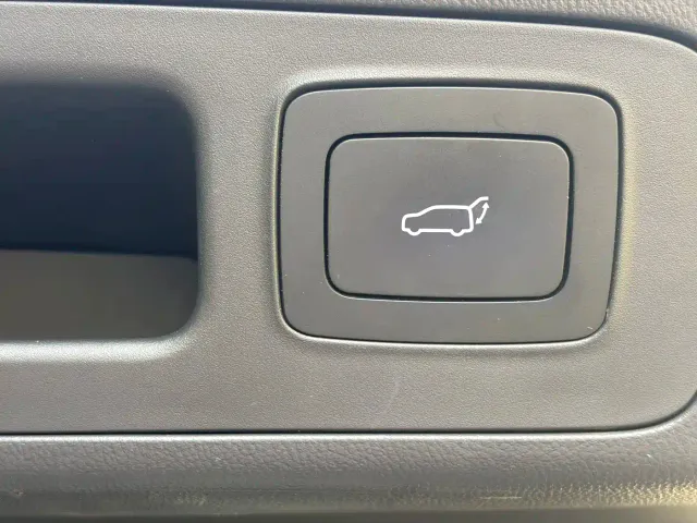 Maxus G90 — Фото автомобиля 8