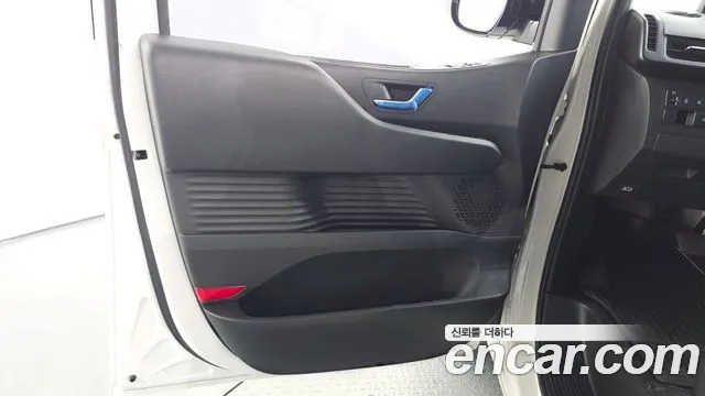Hyundai Staria — Фото автомобиля 14