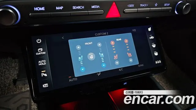 Hyundai Grandeur Grandeur (GN7) 2.5 Бензин 2WD — Фото автомобиля 28