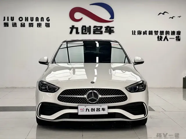 Mercedes-Benz C-Class — Фото автомобиля 2
