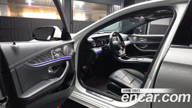 Mercedes-Benz E-Class W213 — Фото автомобиля 10