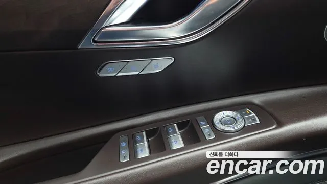 Genesis GV80 — Фото автомобиля 29