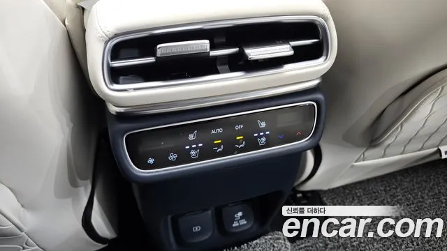 Genesis GV80 — Фото автомобиля 19