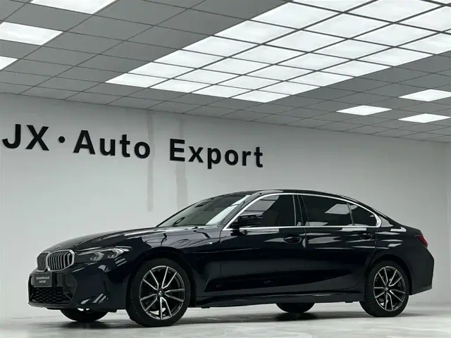 BMW 3 Series — Фото автомобиля 17