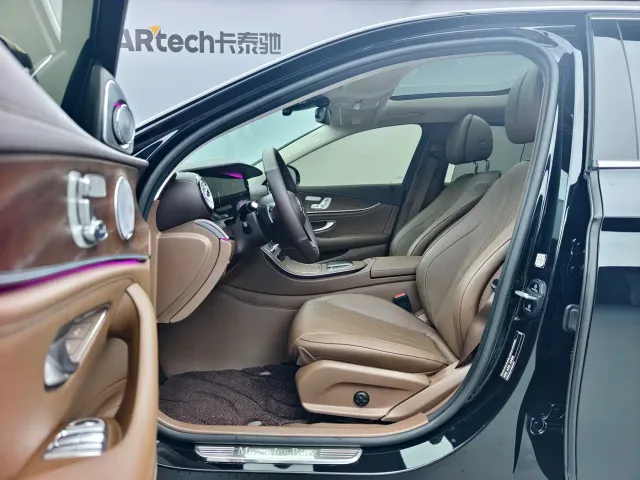 Mercedes-Benz E-Class — Фото автомобиля 9