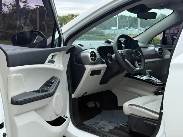 BYD Yuan Pro — Фото автомобиля 6
