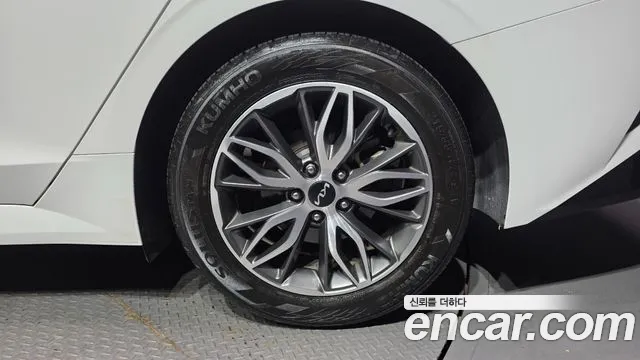 Kia K5 K5 3 поколение 2.0 LPI(Для проката) — Фото автомобиля 21