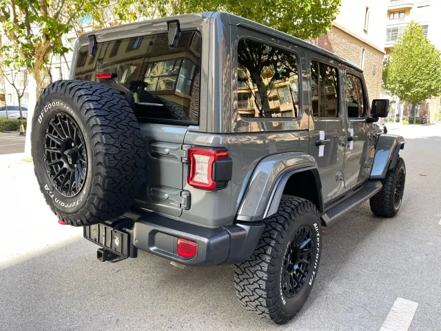 Jeep Wrangler — Фото автомобиля 3