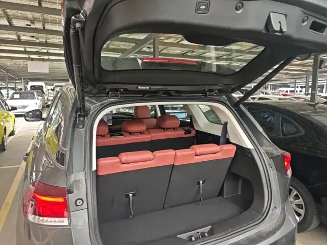 Changan CS75 — Фото автомобиля 18