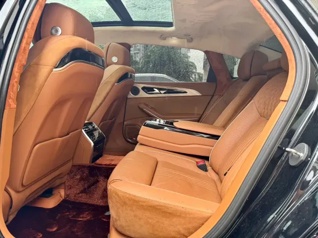 Hongqi H9 — Фото автомобиля 17