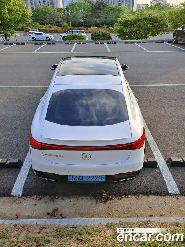 Mercedes-Benz EQS — Фото автомобиля 3
