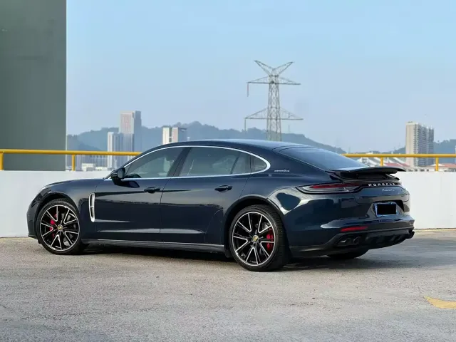 Porsche Panamera — Фото автомобиля 4