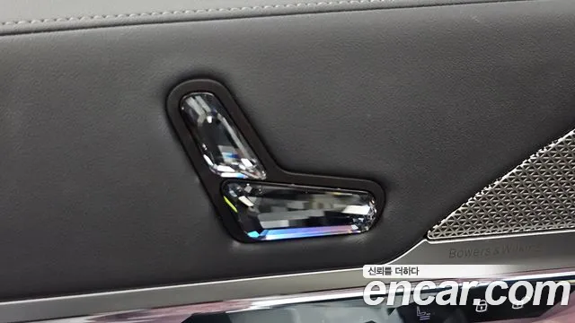 BMW 7-Series 7 серия (G70) 740i xDrive M Sport — Фото автомобиля 28